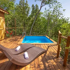  Vakantiepark Au Jardin Des Colibris Ecolodge&spa